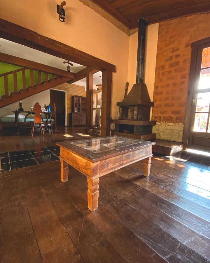 Em Tiradentes, Minas Gerais, Casa Tipica E Espacosa Em Terreno Arborizado Bagian luar foto
